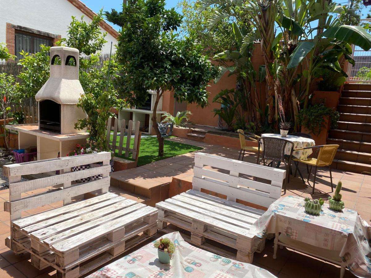 Estudio En La Playa De Calafell. Barcelona Eksteriør bilde
